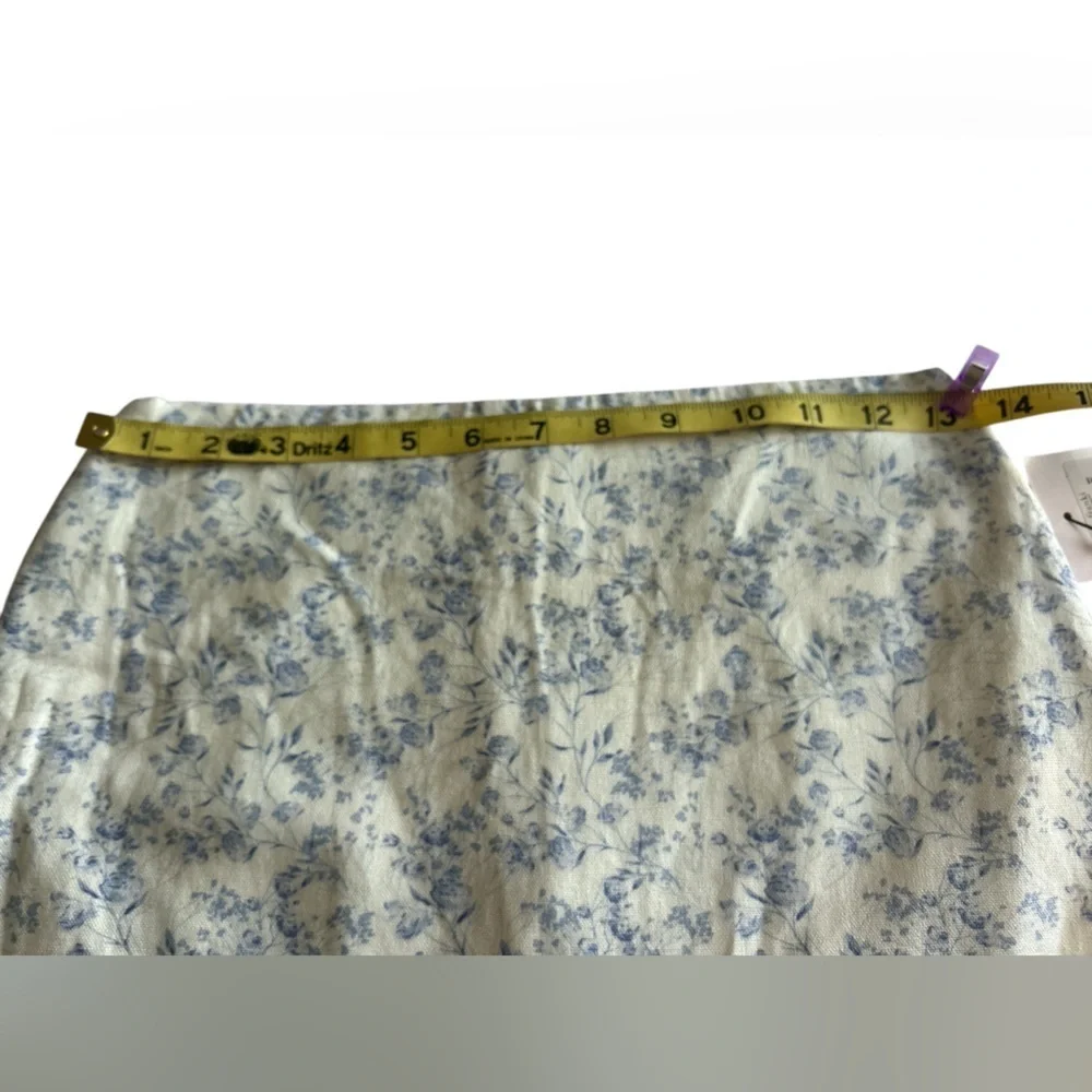 Francesca's Blue and Ivory Mini Pencil Skirt with Zipper NWT